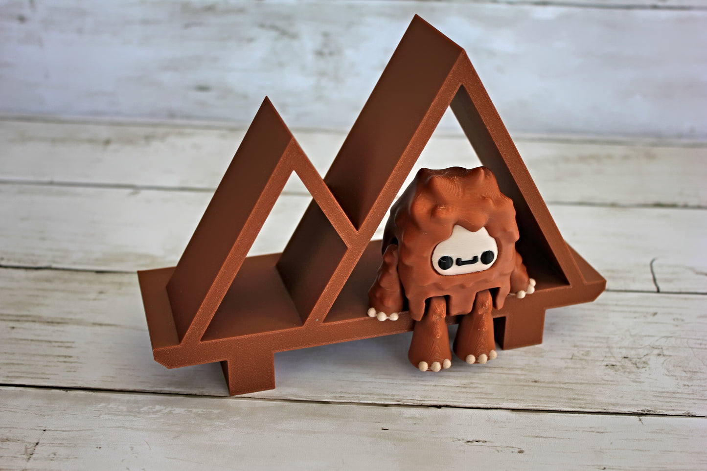 Bigfoot and Mountain Shelf